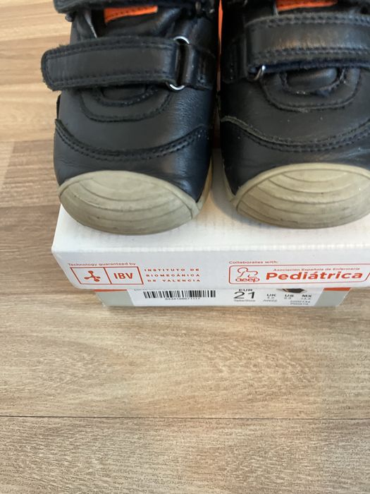 Pantofi piele Biomecanics ,marimea 21