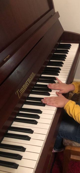 Продается немецское фортепиано