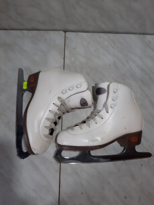 Patine gheata profesionale patinaj artistic 52 Riedell marime eu  30