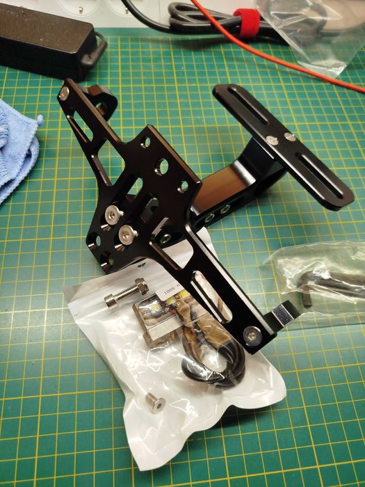 Suport de numar moto