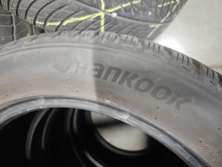4бр.зимни гуми 235/50/18 Hankook