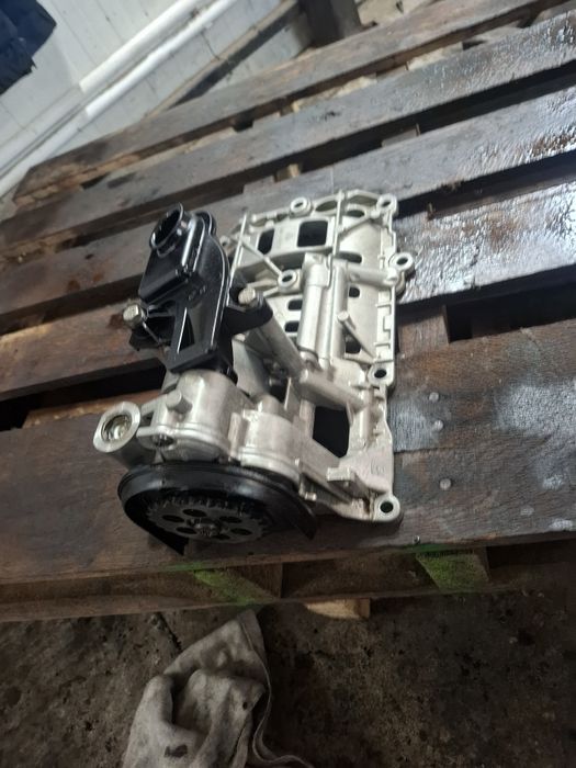 Vând piese motor BMW N47D20C – E81 E82 E87 E90 E91 E92 E93 E60 E61 X1