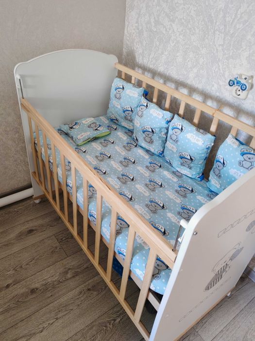 Продам детскую кроватку