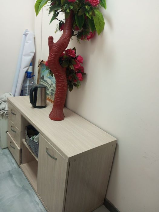 Ofis mebellari  arzonga berib yuboriladi