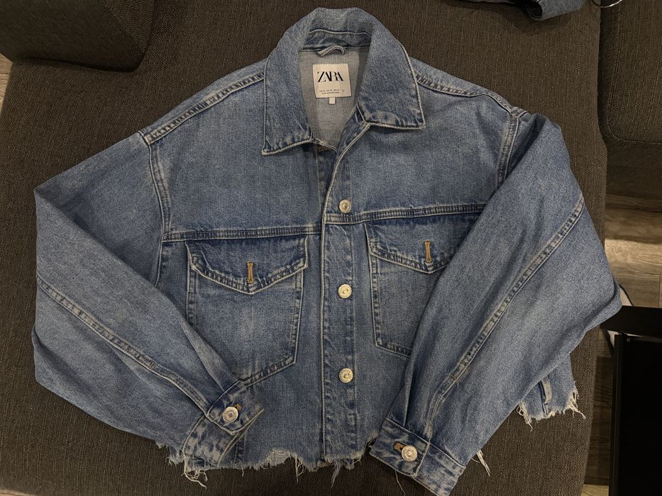 Дамски якета и сака