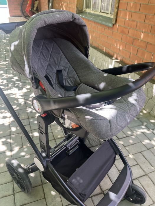 Коляска 3 в 1