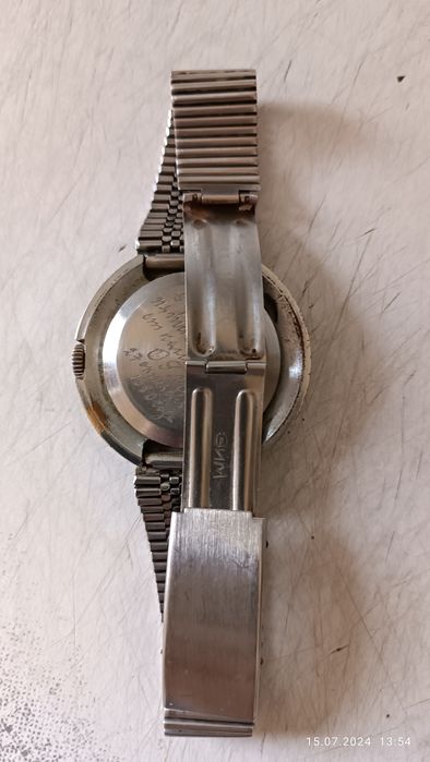 Продам часы 1980г. Олимпийские редкие мужские механические.