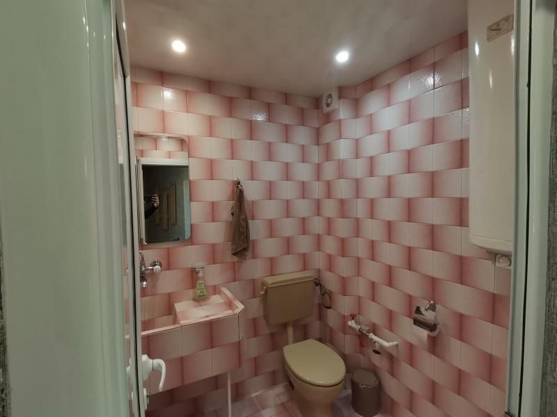 Дава се под наем Двустаен апартамент в Варна, Център - 42 кв.м за 357 € - Снимка #7