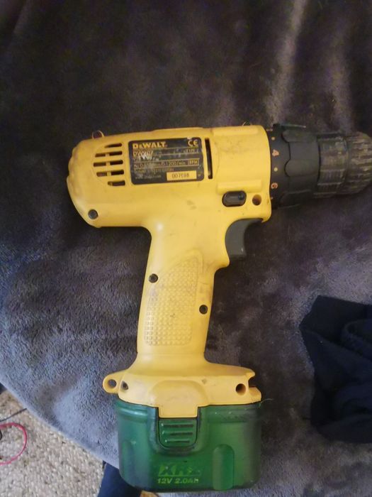 Filetanta Dewalt posibil defecta