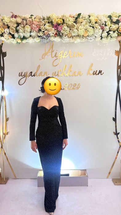 Нарядное платье черная