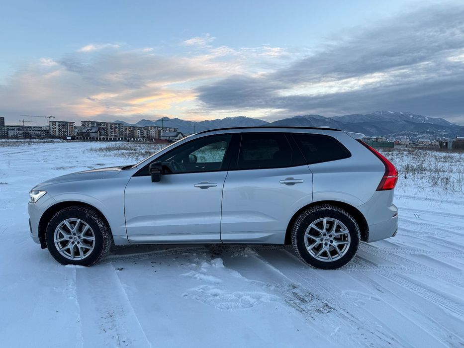 Volvo XC 60 Volvo XC60 B4 pachet R-design,MildHybrid