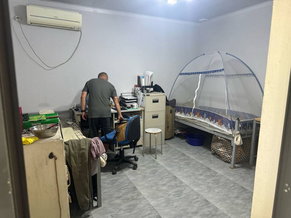 Srochna 1 xonali uy yolni yuzida arenda