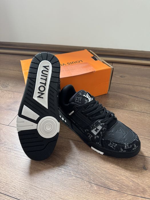 Обувки LV trainers