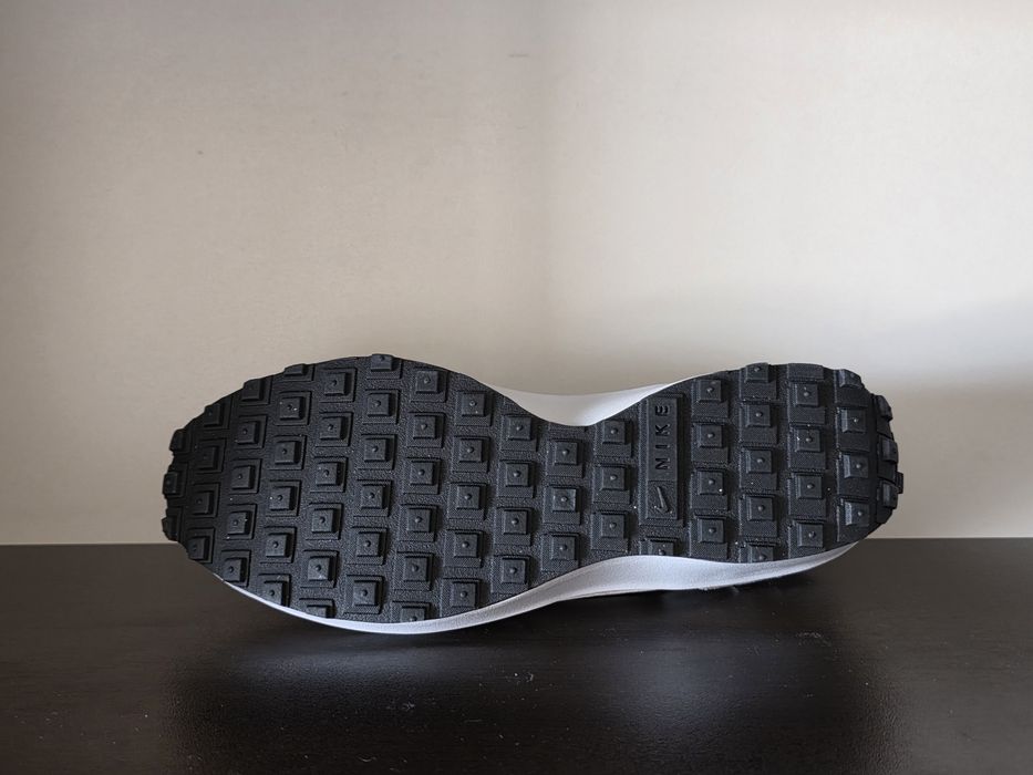 Nike NIKE WAFFLE DEBUT 41номер 26см Стелка Като Нови