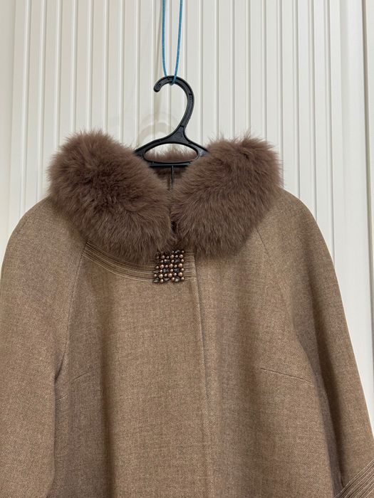 Продам пальто Loreta