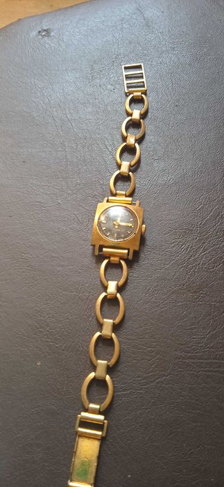 Часы Зоря СССР  .