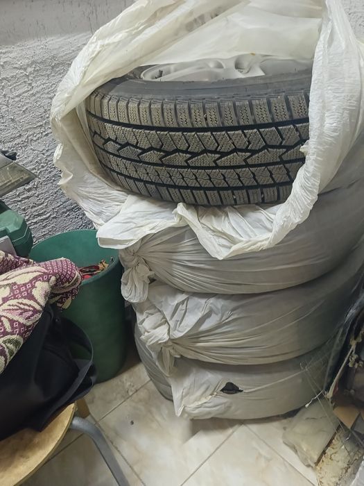 Срочно продам шины