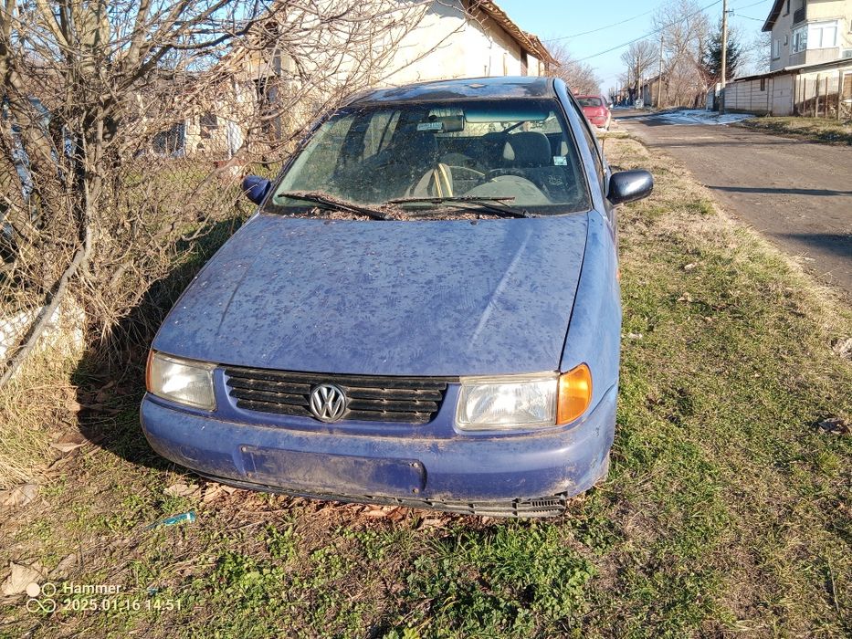 Продавам volkswagen polo 1.9 75 коня дизел на части