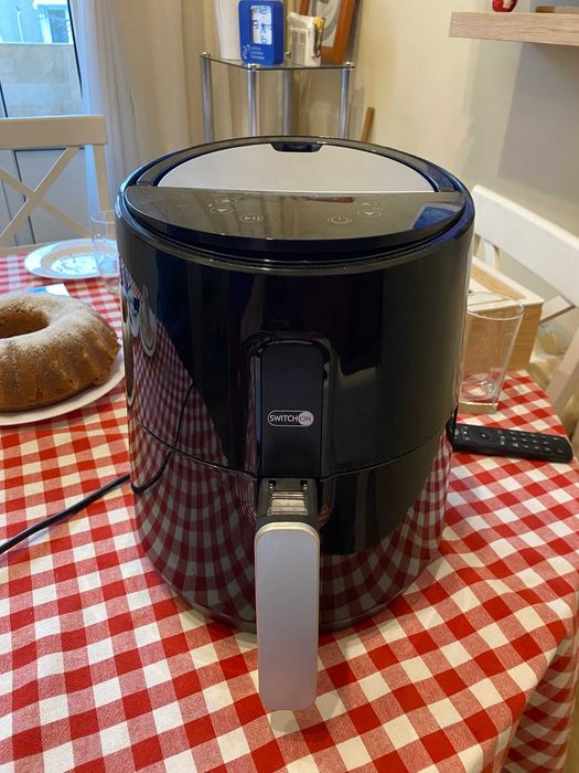 Switch On фритюрник (като нов)