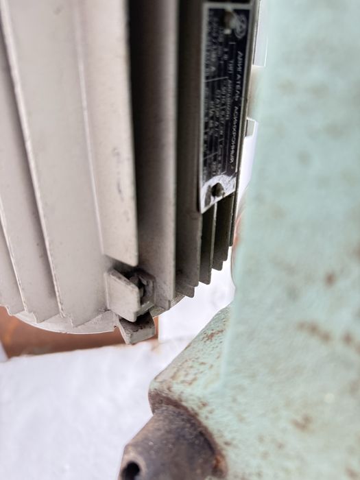 Продам сверлильный станок