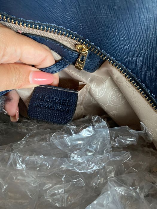 Чанта Michael Kors Jet Set Travel Medium MultifunctionTote Sapphire