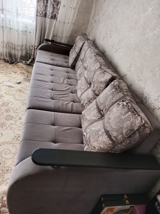 Продам шкаф купе и диван