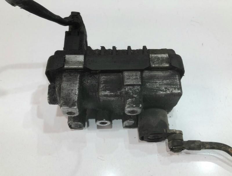 Actuator BMW Seria 5 E60 6NW009228 3.0d m53