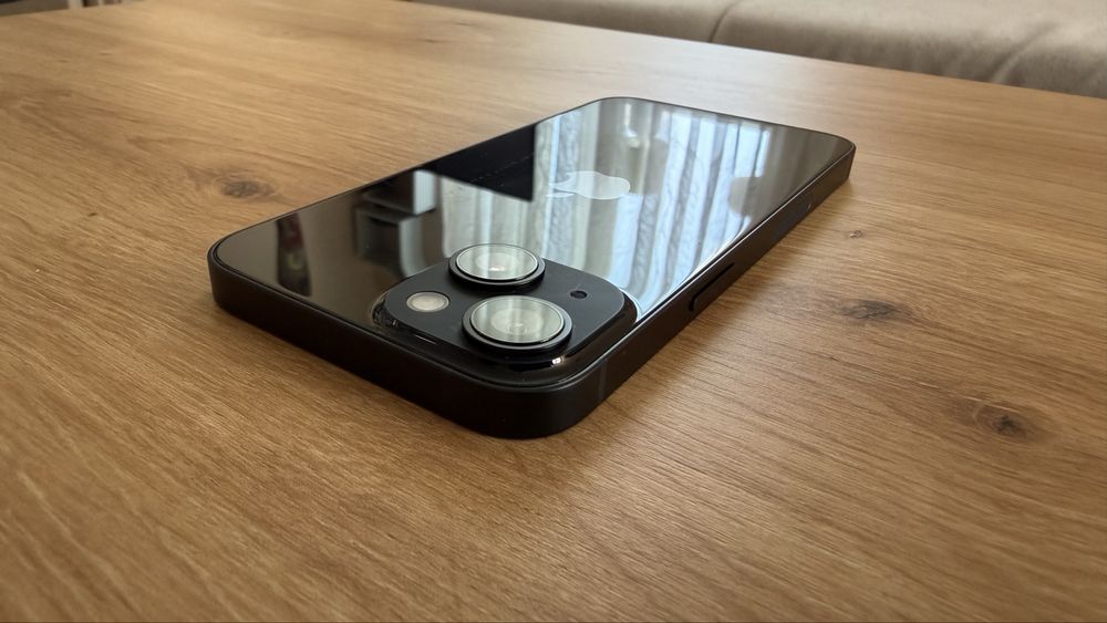 iPhone 14 256GB, без драскотини