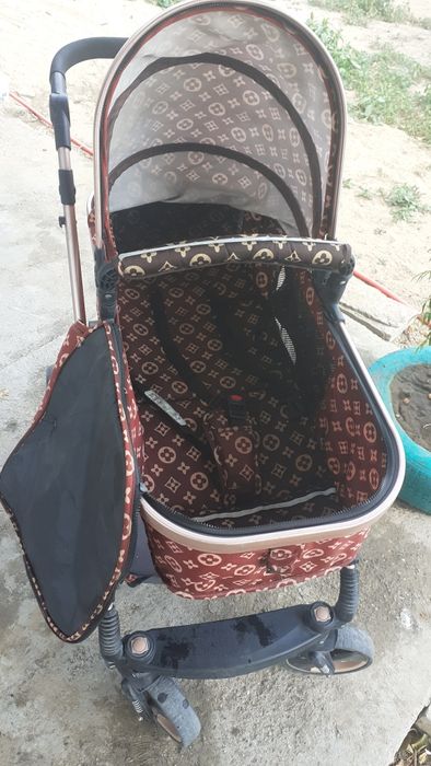 Продам детскую коляску демисезон