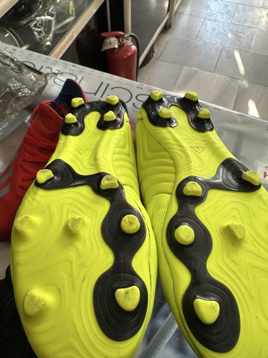 Нови Бутонки Adidas artificial gras 36н., Nike