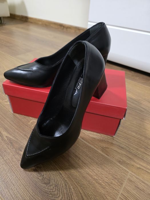 Дамски обувки ест.кожа