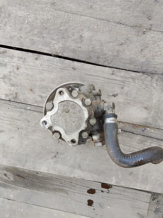 Запчасть на Ауди А4