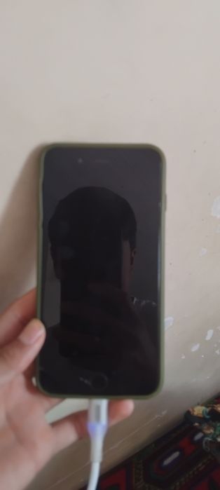 Iphone 8 plus 64 XOTIRA
