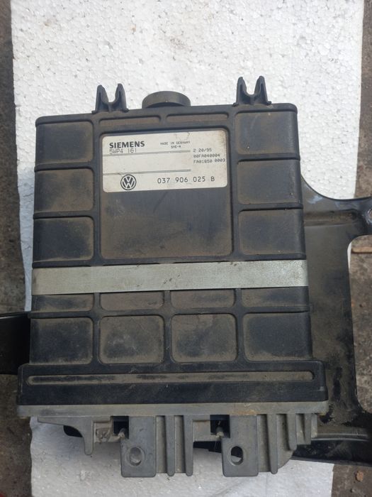 Компютър SIEMENS 5WP4 161