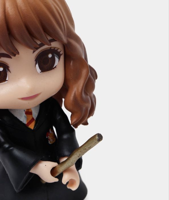 Продам Фигурка Гермиона из Гарри Поттера