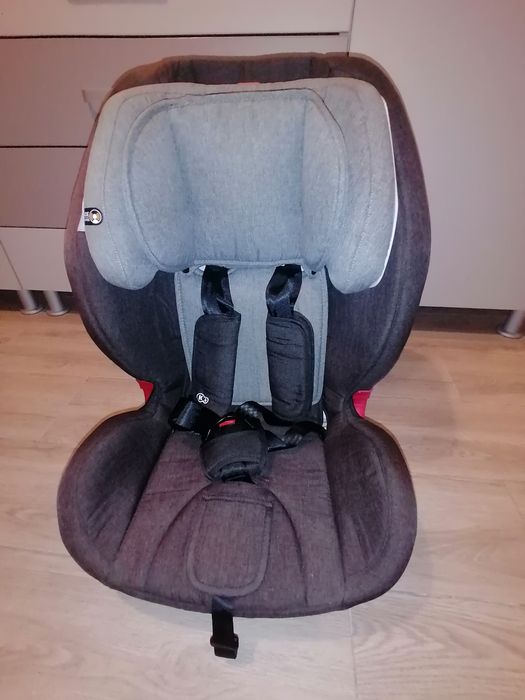 Vand scaun auto/masina cu Isofix Kinderkraft  9-36Kg