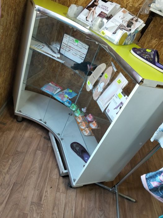 Продам торговое оборудование