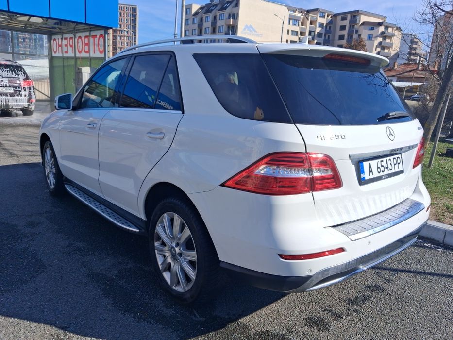 Продавам Мерцедес ML 350
