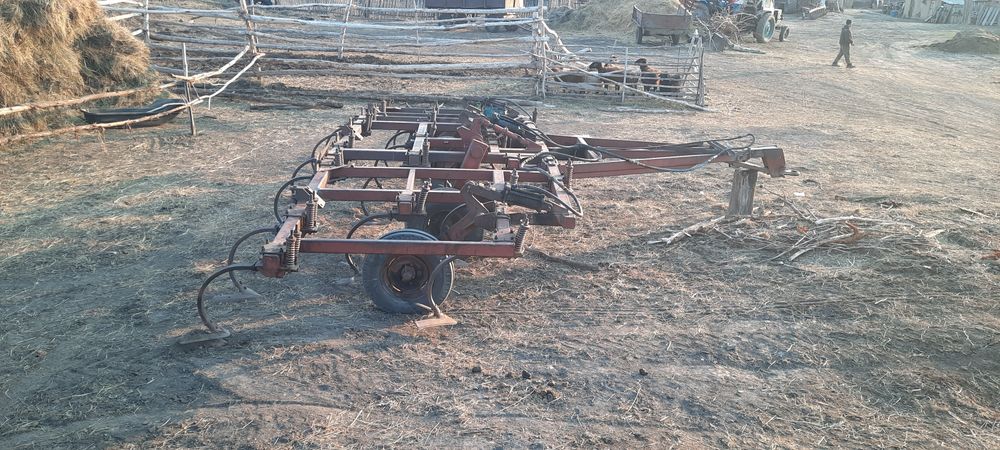 Продам культиватор пропошной на Кировец