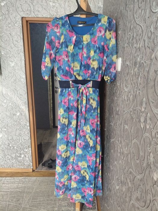 Продам платье в отличном состоянии