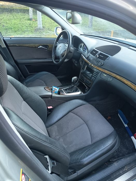 Dezmembrez Mercedes Benz W211 E class 220 CDI