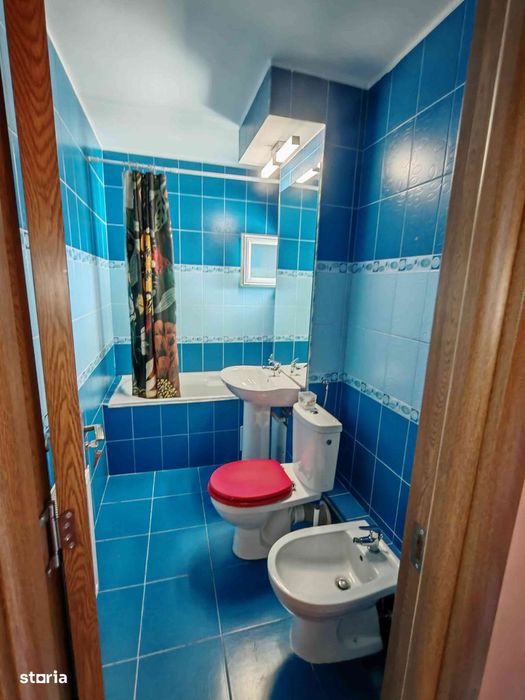 Apartament 3 camere – Central, Zăvoi | Renovat | Vedere panoramică