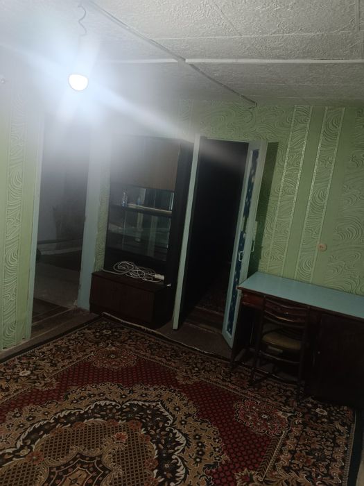 Срочно сдам дом Жандосова Навои