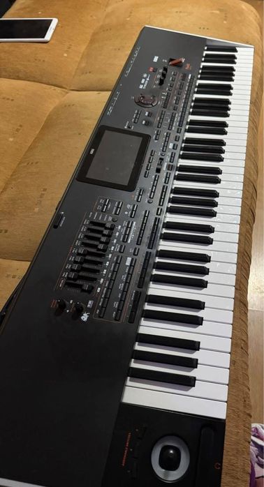 Vand Korg Pa4x pro  Oriental 76 keys Urgent ! Schimb cu Pa5 !