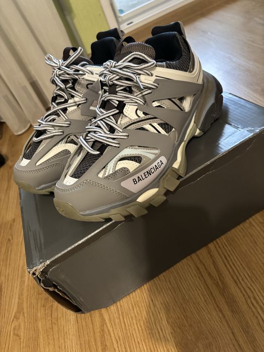 Balenciaga track grey