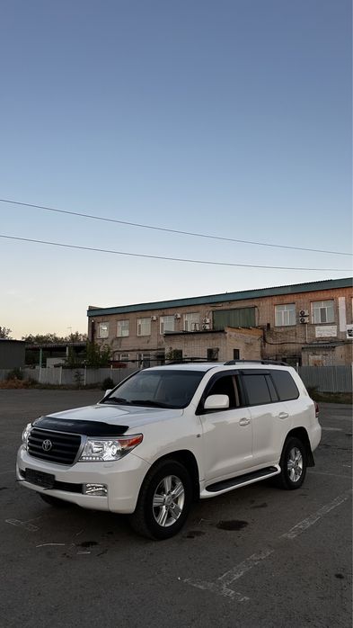 Капот Крыло Бампер Фары Багажник Решетка LAND CRUISER 200