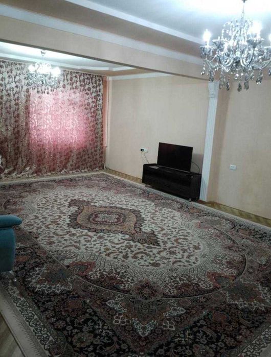 B Ойбек 3в4/7/9  Cpoчно Банковская 153м2