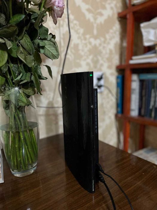 Playstation 3 super slim 500 gb 3 джойстика 25+ топовых игр