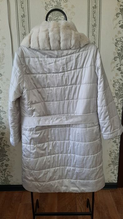 Продам срочно  пуховик