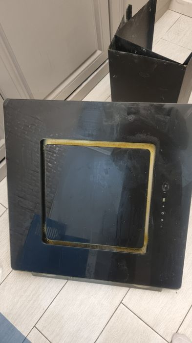 Вытяжка кухонная 60×60